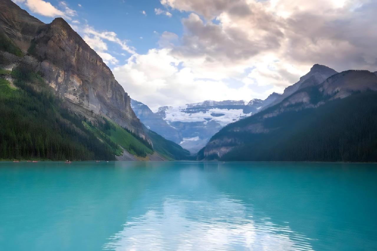 Entire Condo Downtown, Walk To Bmo & Stampede, Parking, 1,5 Hrs To Banff Калгари Экстерьер фото